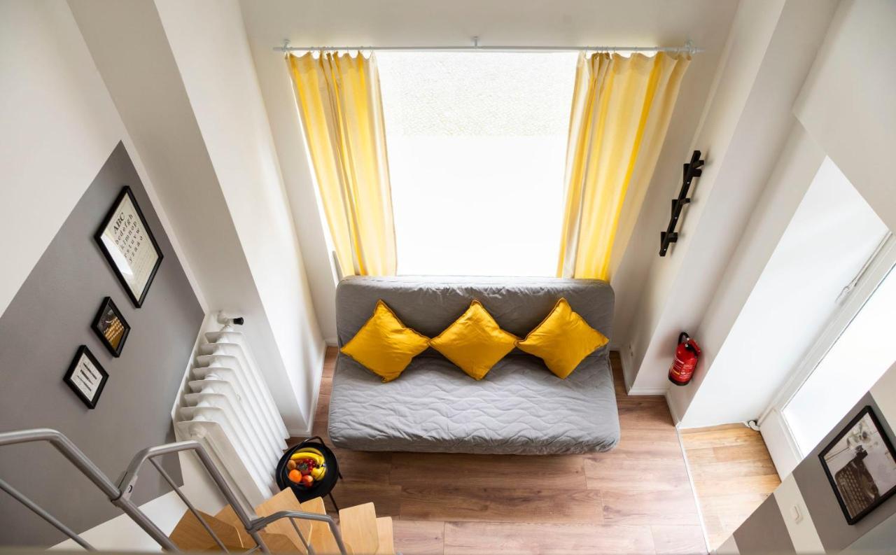 Homely Loft Style In Wilmersdorf Apartment