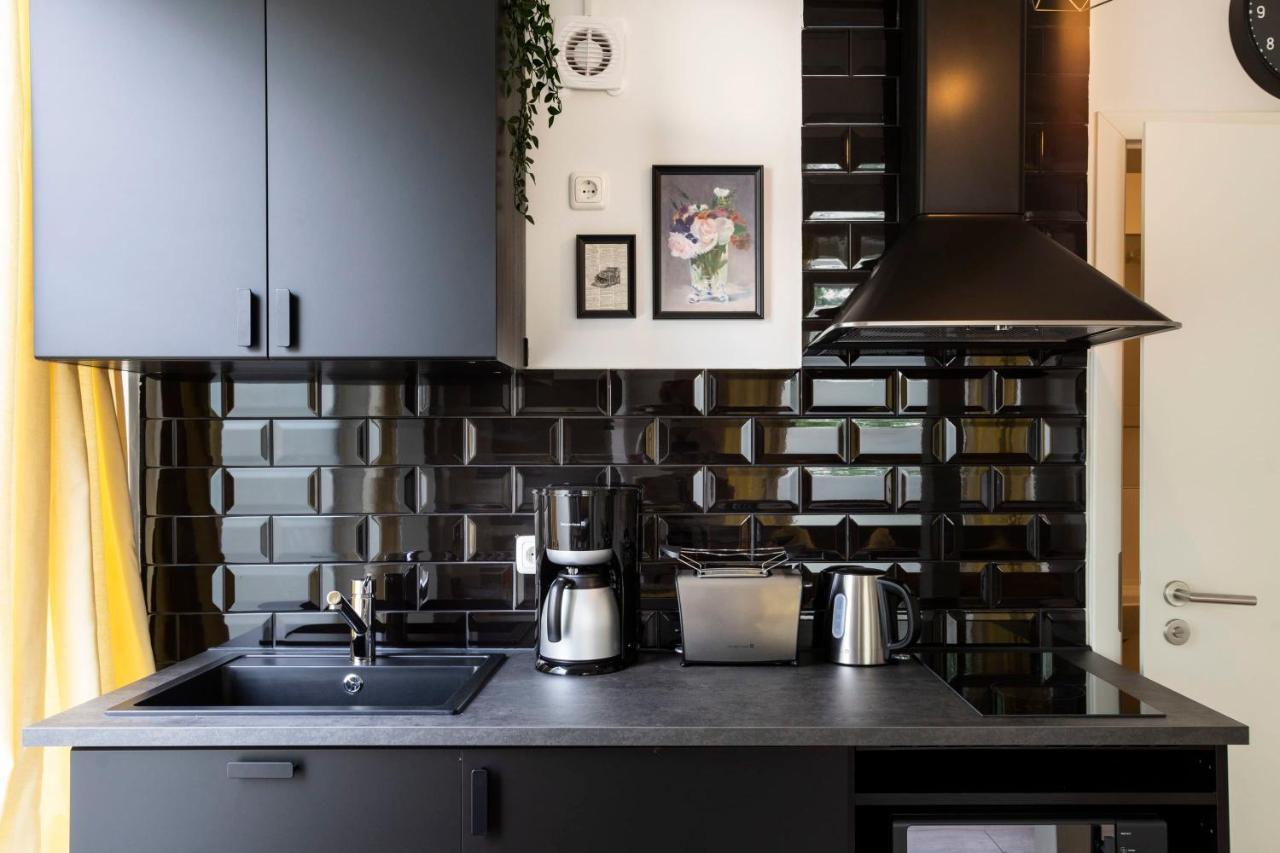 Homely Loft Style In Wilmersdorf